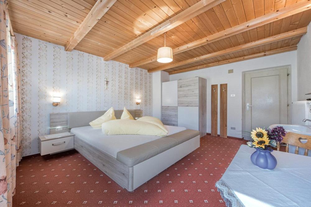 Kradorferhof Appartement Santa Maddalena in Casies Kamer foto